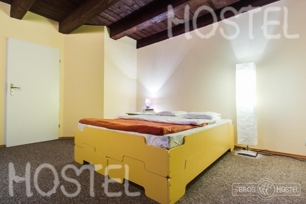 3 Bros' Hostel Cieszyn Cieszyn  Luaran gambar